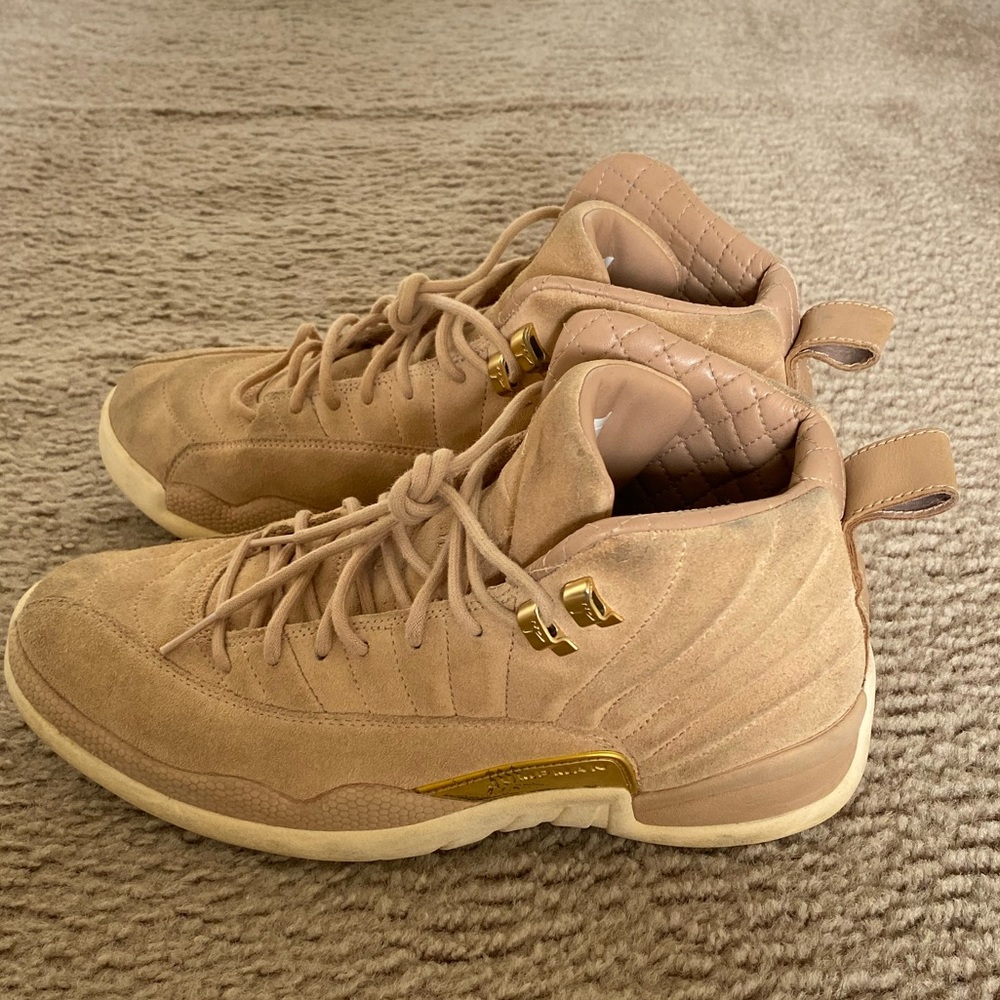 Air Jordan 12 Retro
